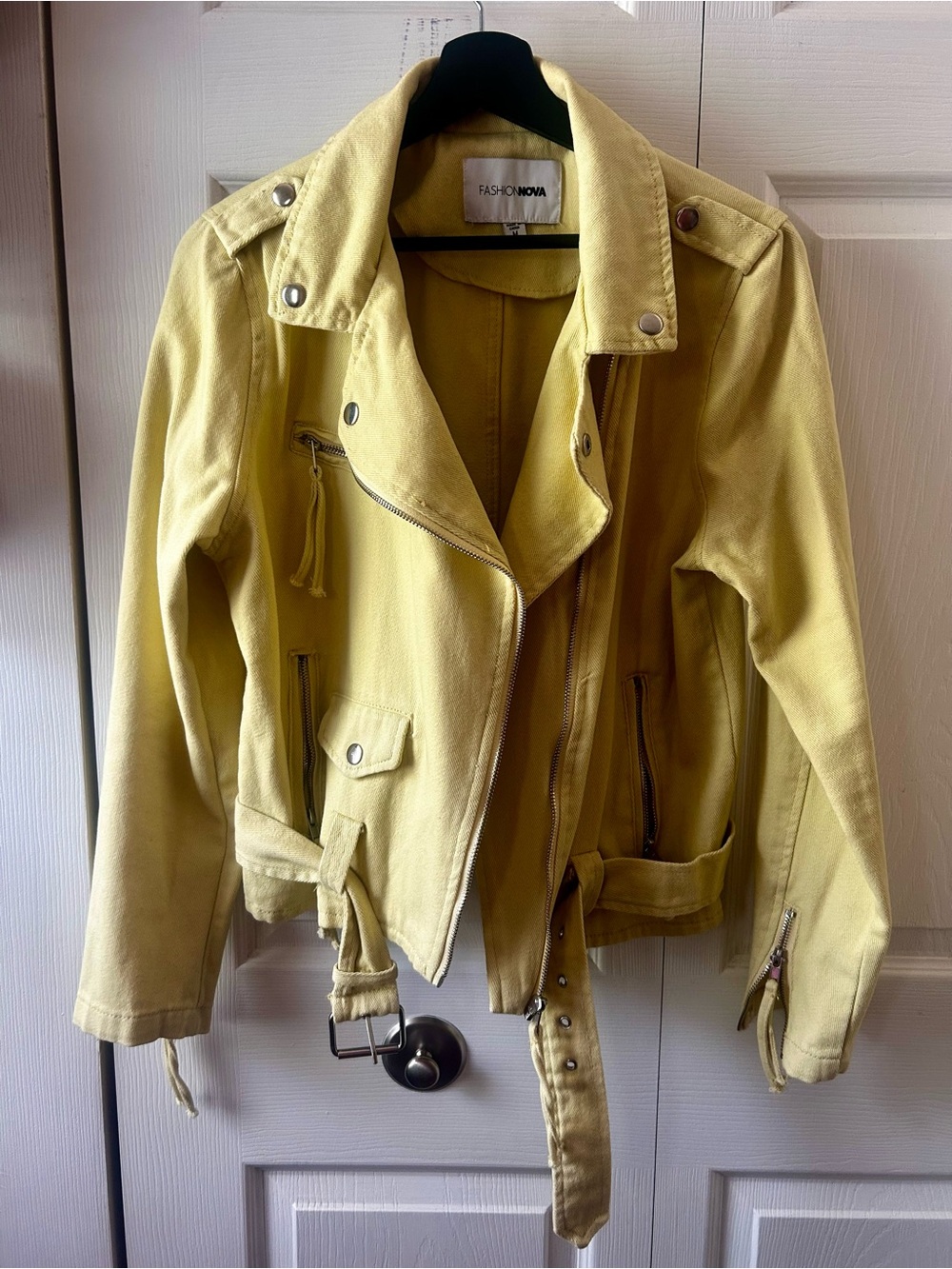 Fashion Nova Butter Yellow Moto Denim Jacket | Belted | Medium